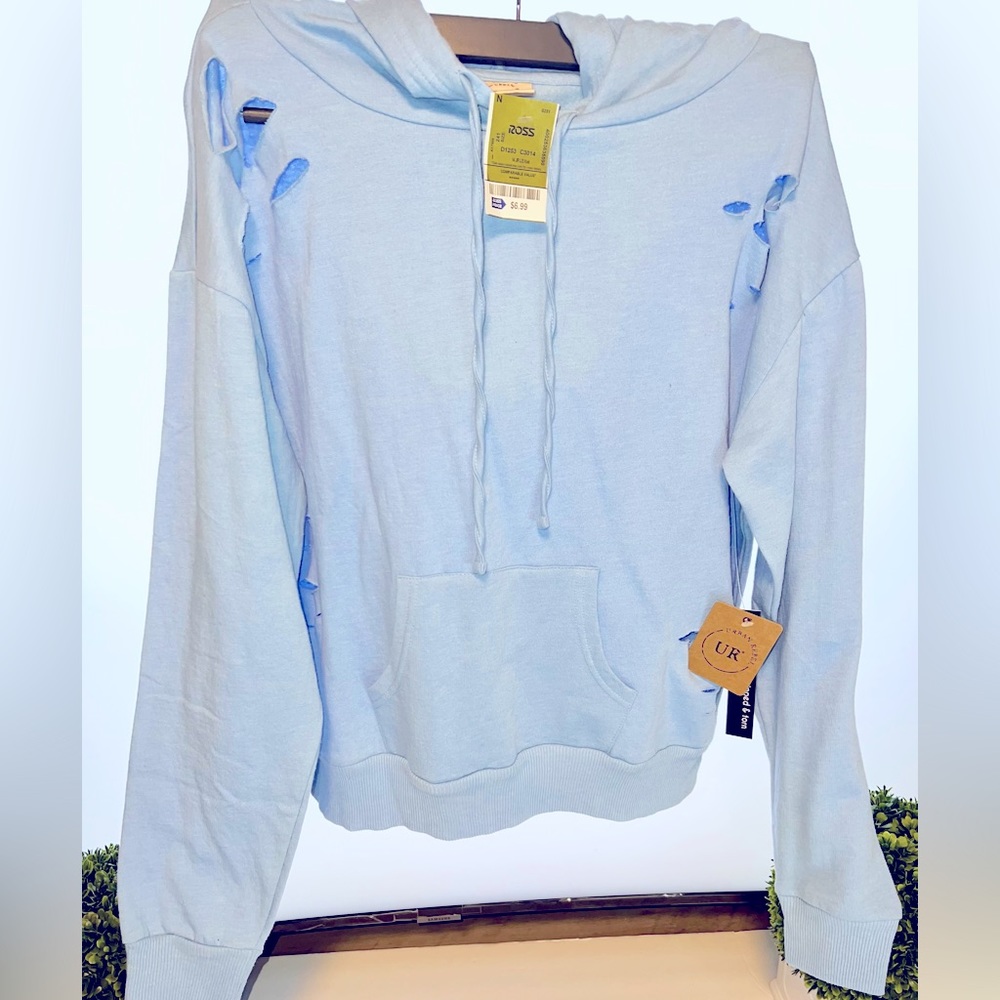 NEW GIRL’S JUNIOR’S DISNEY SHIRT:XL W/ URBAN SWEATER:L SIZED
